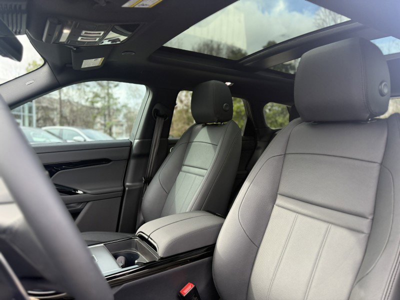 Used 2026 Land Rover Range Rover Evoque S image 14