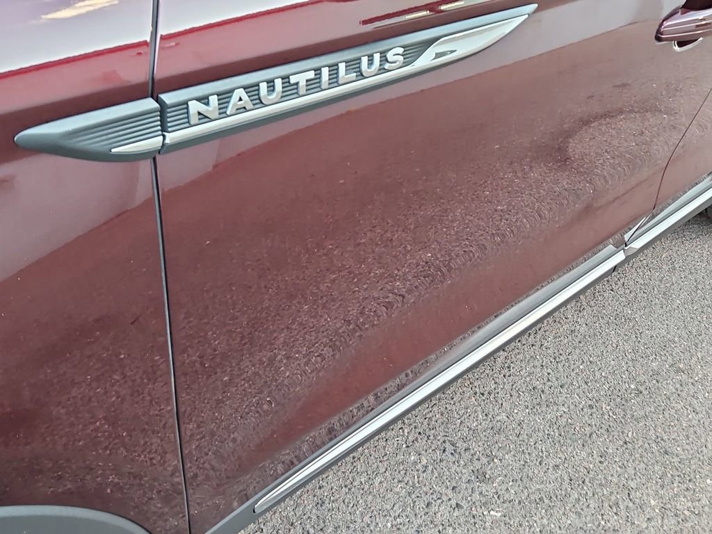 Used 2021 Lincoln Nautilus Reserve w/ Equipment Group 201A image 24