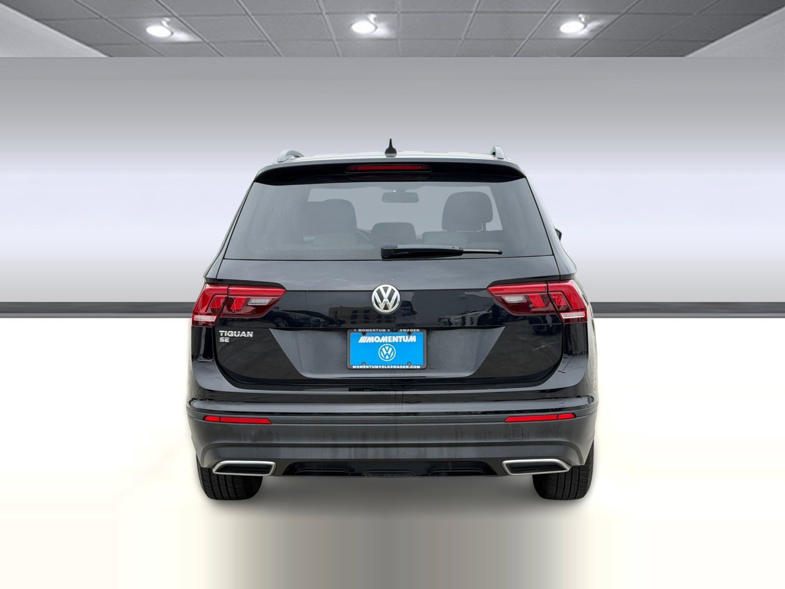 Used 2019 Volkswagen Tiguan SE w/ Panoramic Sunroof Package FWD image 9