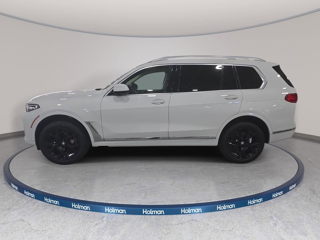 Used 2022 BMW X7 xDrive40i w/ Premium Package image 9