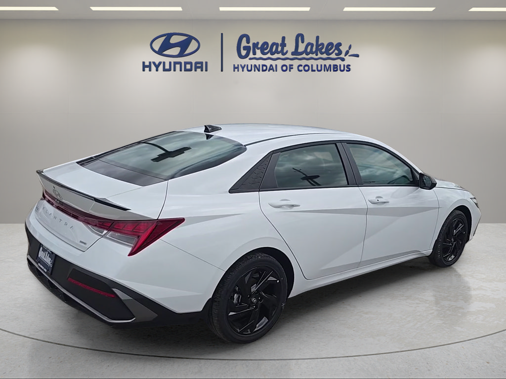 New 2026 Hyundai Elantra SEL FWD image 5
