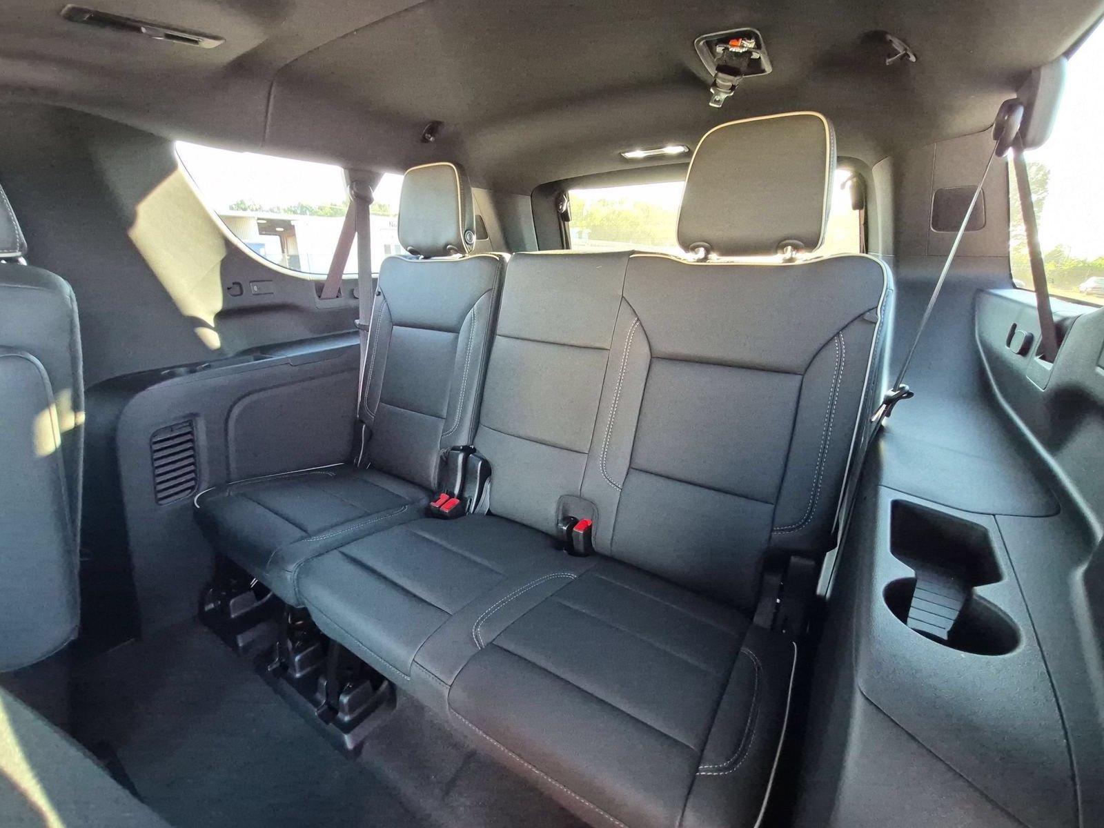 New 2027 GMC Yukon XL Elevation w/ Elevation Premium Package AWD/4WD image 30