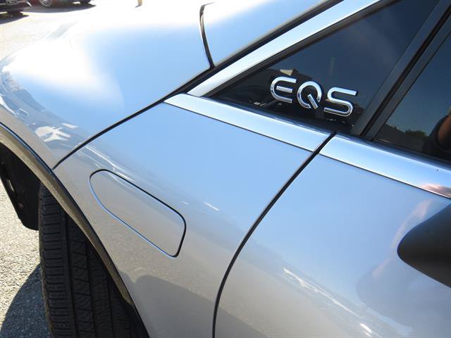 Used 2023 Mercedes-Benz EQS 450+ 4MATIC SUV image 25