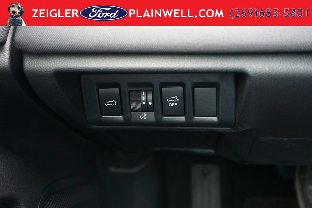 Used 2023 Subaru Outback Premium AWD/4WD image 27