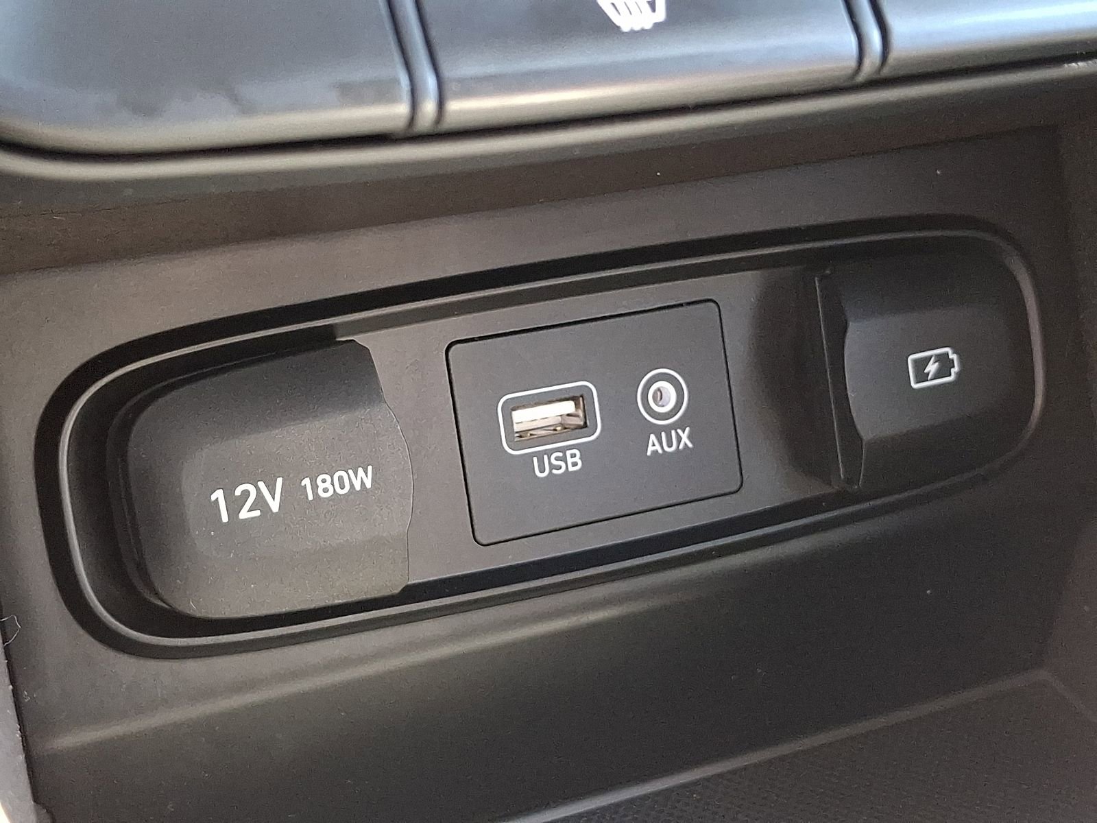 Used 2019 Hyundai Santa Fe SEL image 25