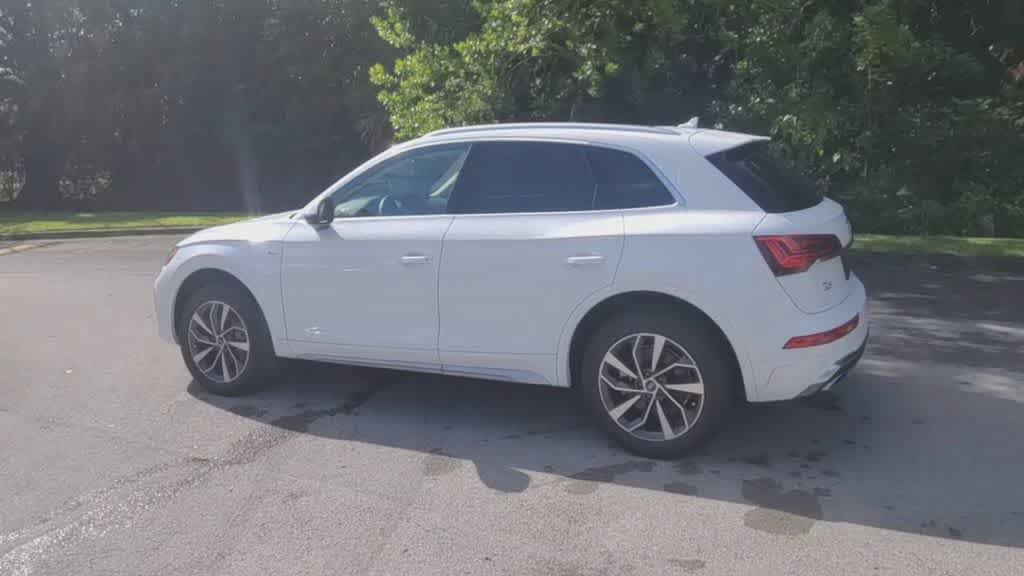 Certified 2024 Audi Q5 2.0T Premium w/ Convenience Package AWD/4WD image 6