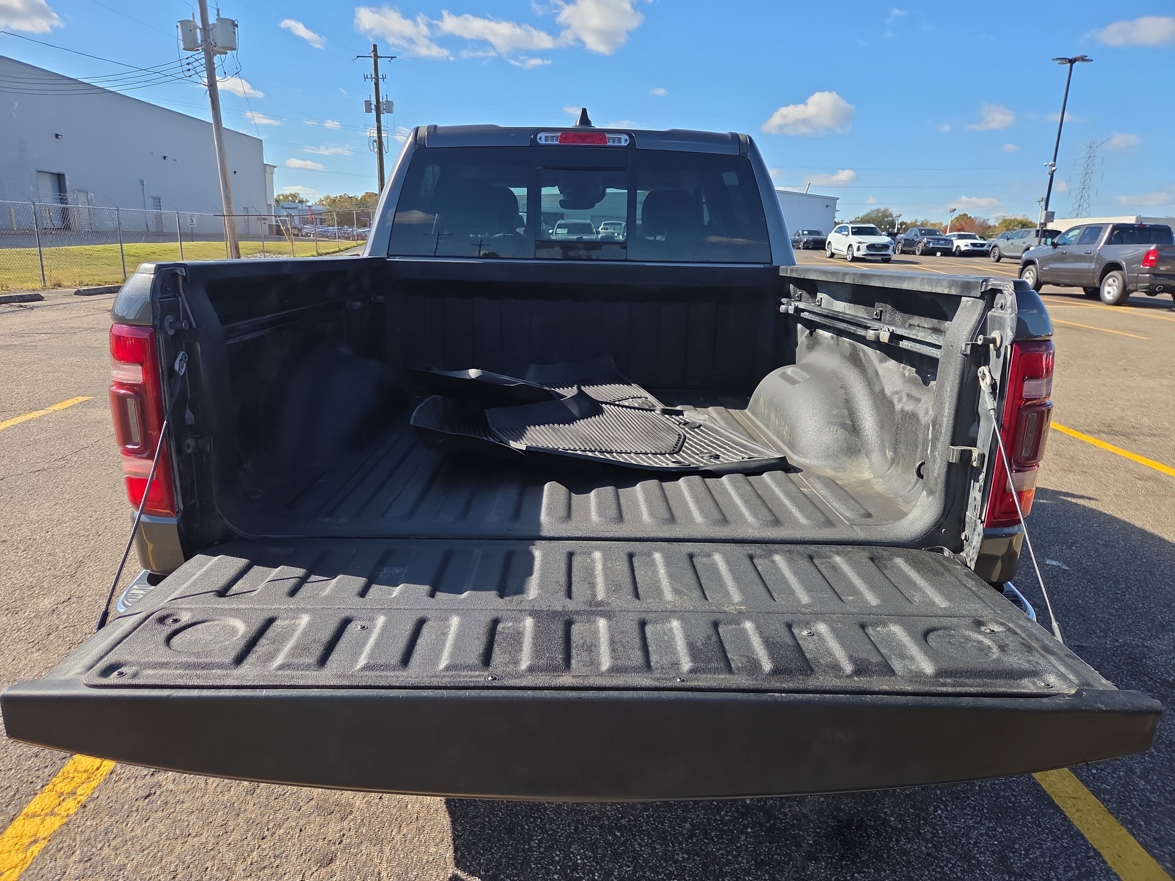 Used 2022 RAM 1500 Laramie image 9