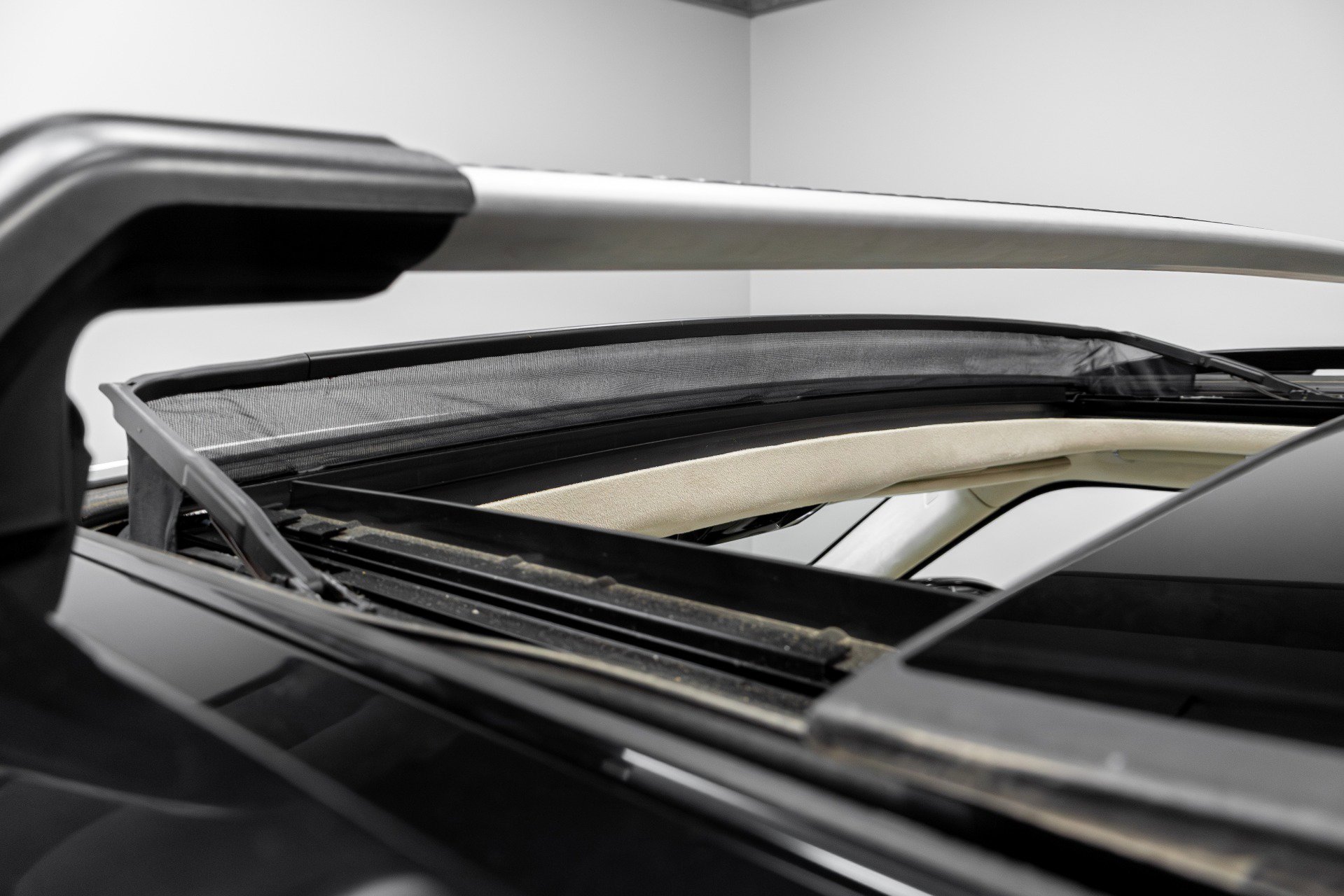 Used 2019 Land Rover Range Rover Long Wheelbase Autobiography image 33