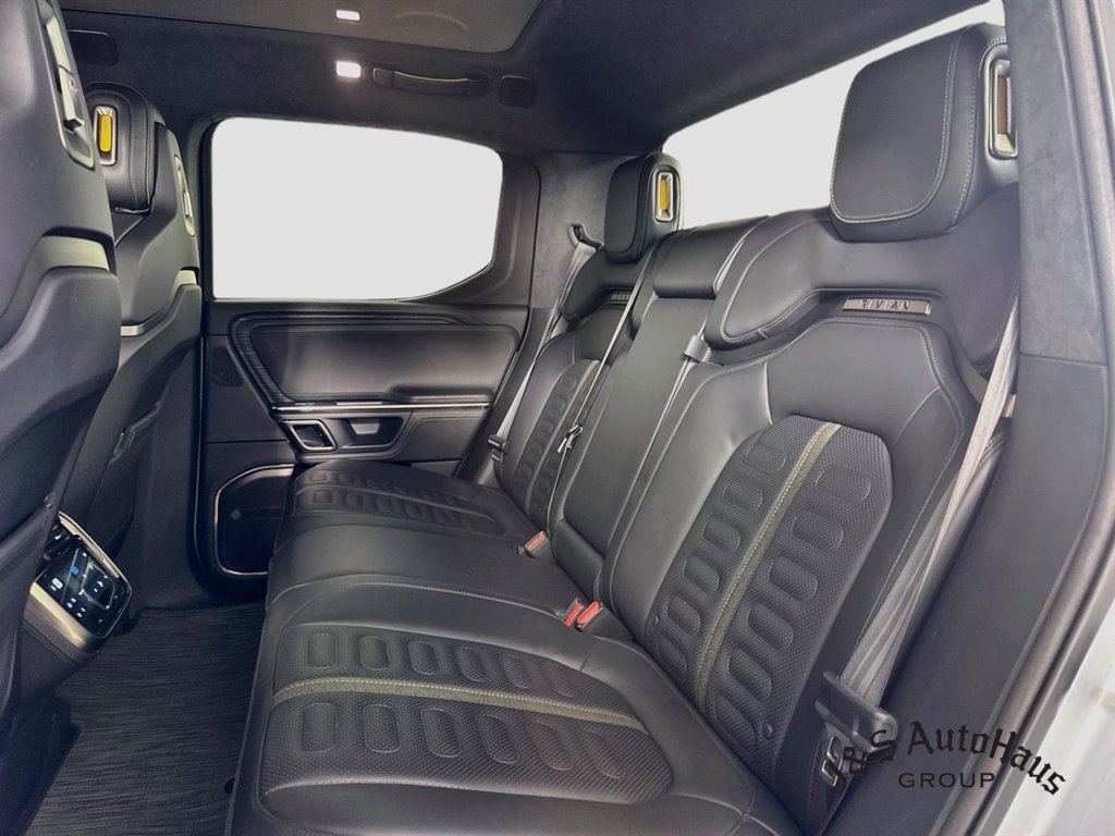 Used 2023 Rivian R1T Adventure Dual AWD/4WD image 28