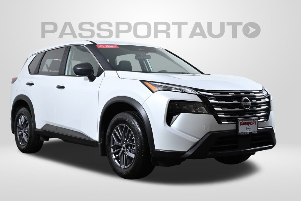 Certified 2025 Nissan Rogue S image 4