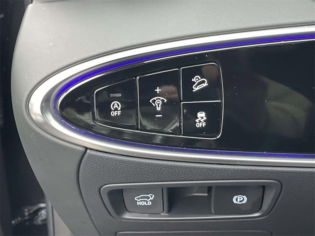 Certified 2024 Genesis GV70 3.5T Sport image 18