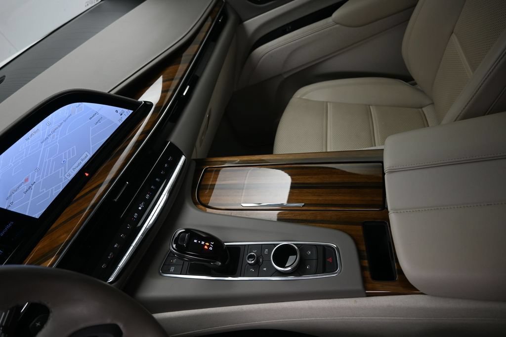 Used 2024 Cadillac Escalade ESV Sport Platinum AWD/4WD image 19