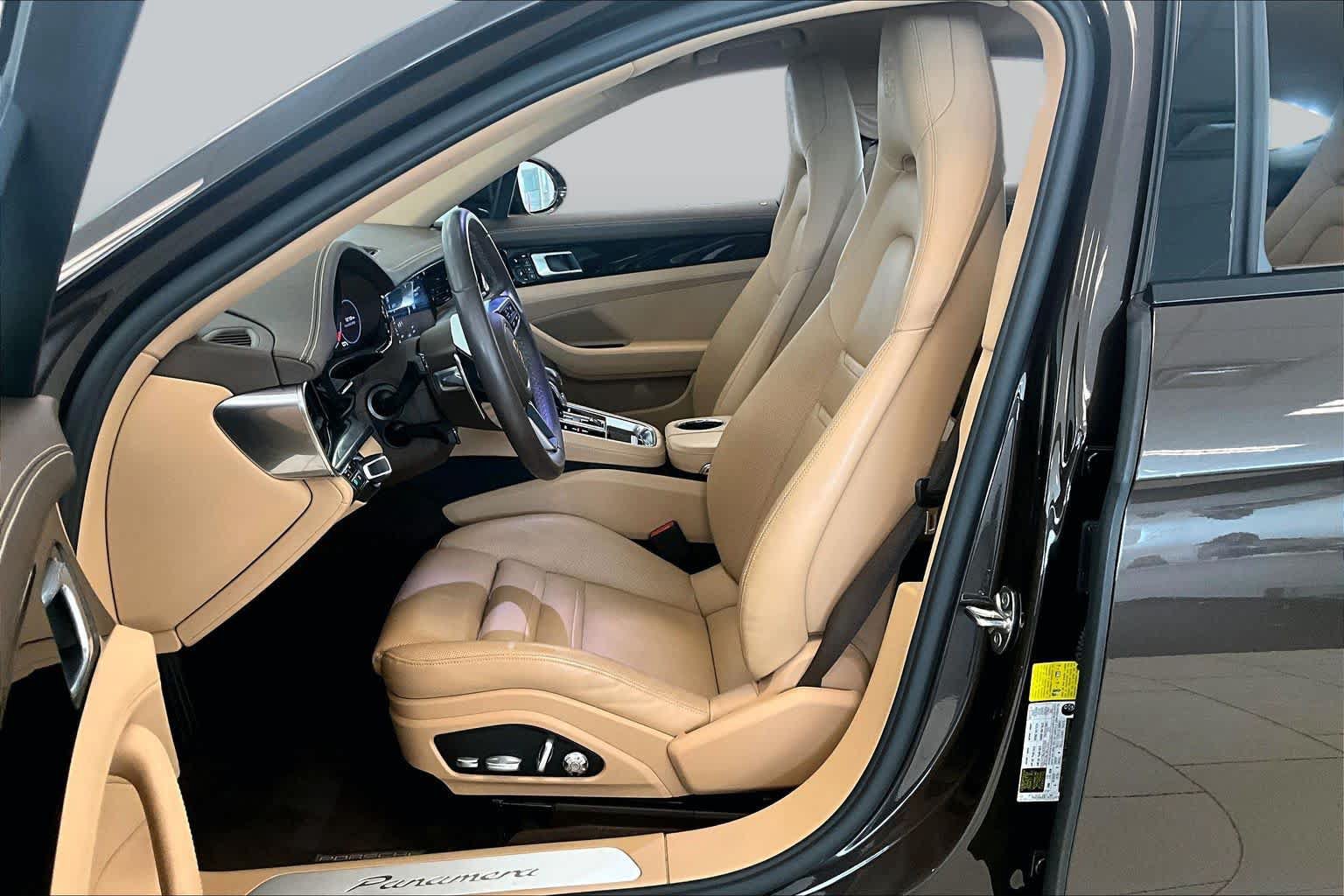 Used 2018 Porsche Panamera 4 AWD/4WD image 7