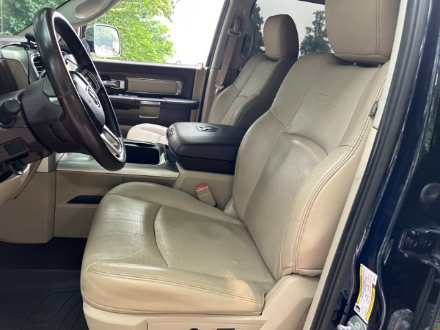 Used 2016 RAM 3500 Laramie AWD/4WD image 9