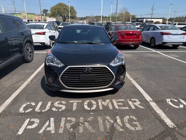 Used 2017 Hyundai Veloster Turbo image 4