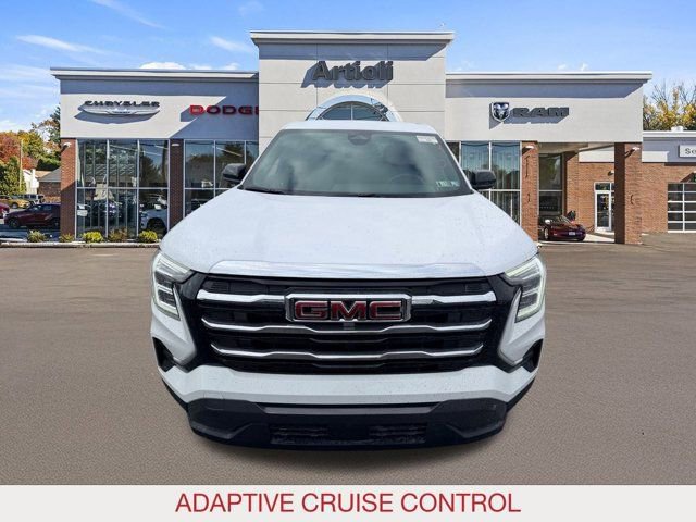Used 2026 GMC Terrain Elevation image 3