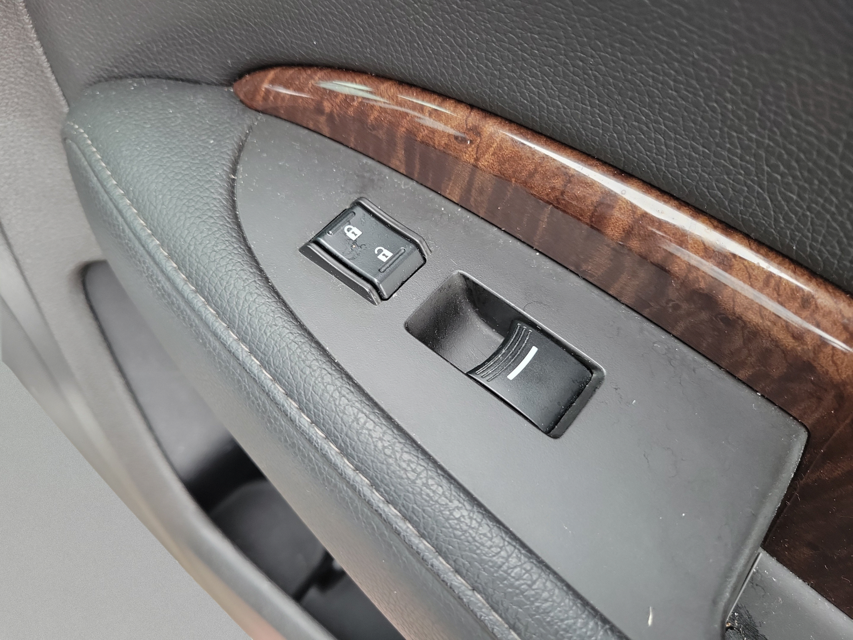 Used 2017 Acura MDX FWD image 21
