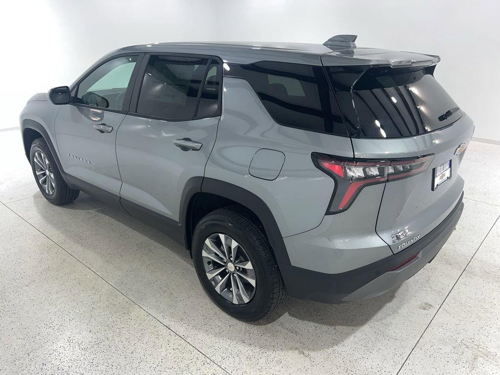 New 2026 Chevrolet Equinox LT image 3