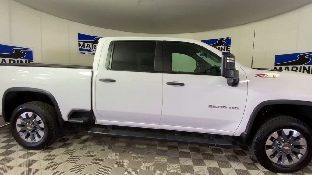 Used 2024 Chevrolet Silverado 2500 Custom w/ Custom Value Package AWD/4WD image 3
