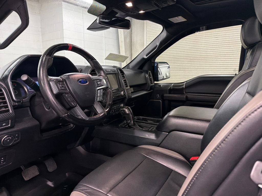 Used 2018 Ford F150 Raptor w/ Equipment Group 802A Luxury image 4