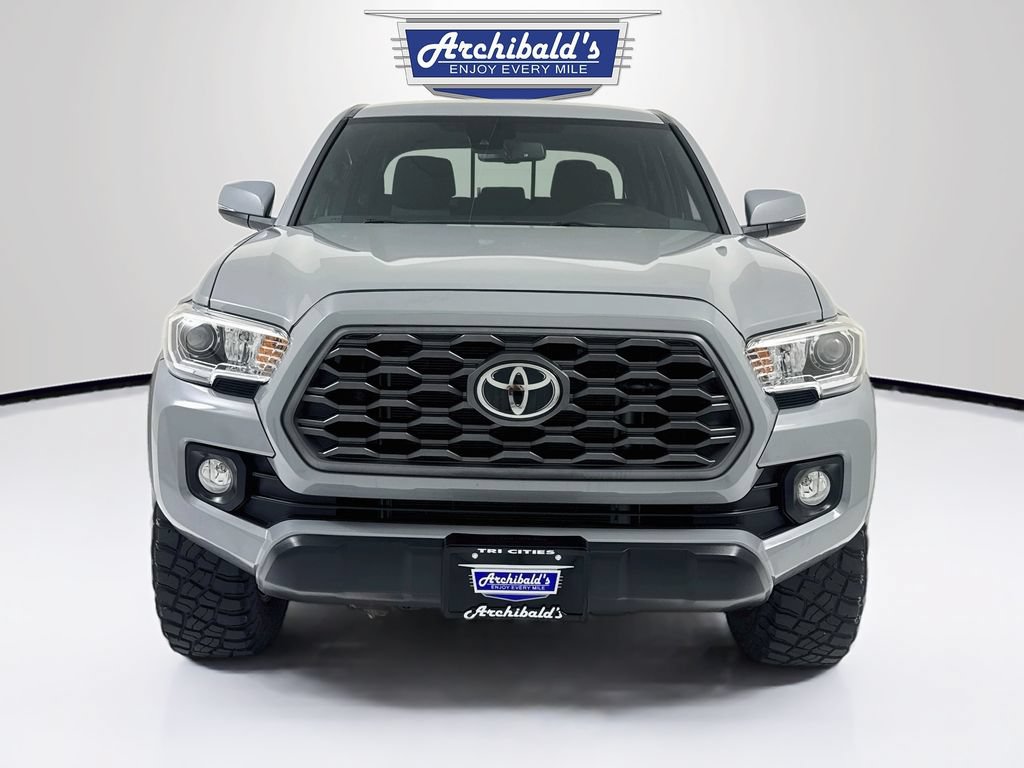 Used 2021 Toyota Tacoma TRD Off-Road w/ Technology Package AWD/4WD image 2