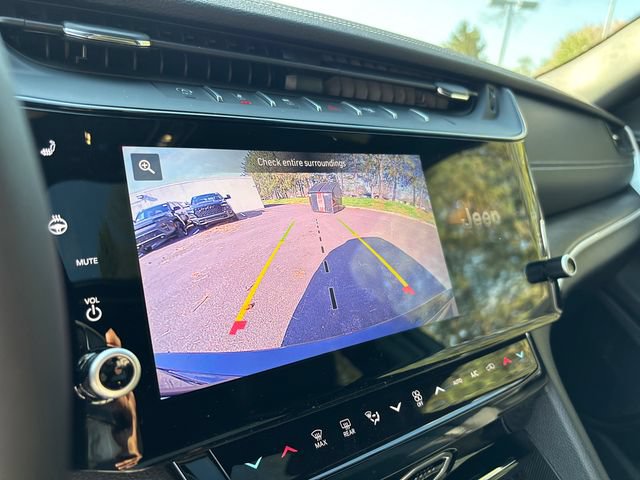 New 2026 Jeep Grand Cherokee Altitude AWD/4WD image 22