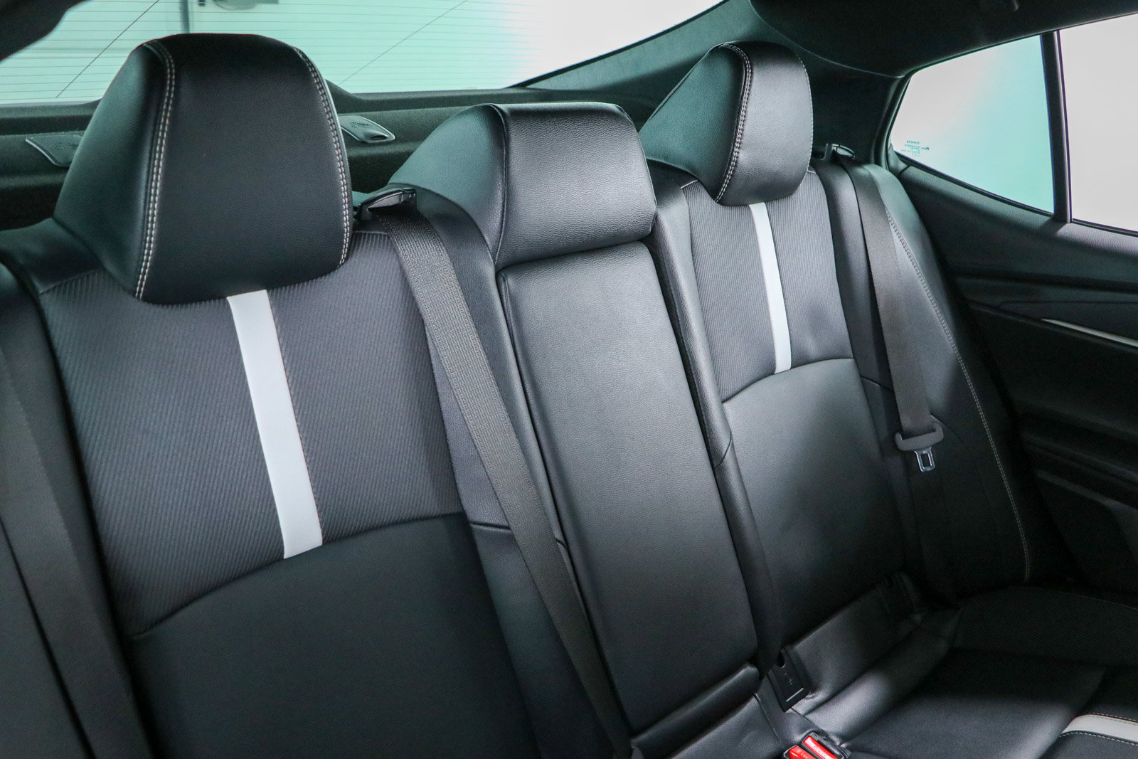 Used 2025 Toyota Camry SE FWD image 27