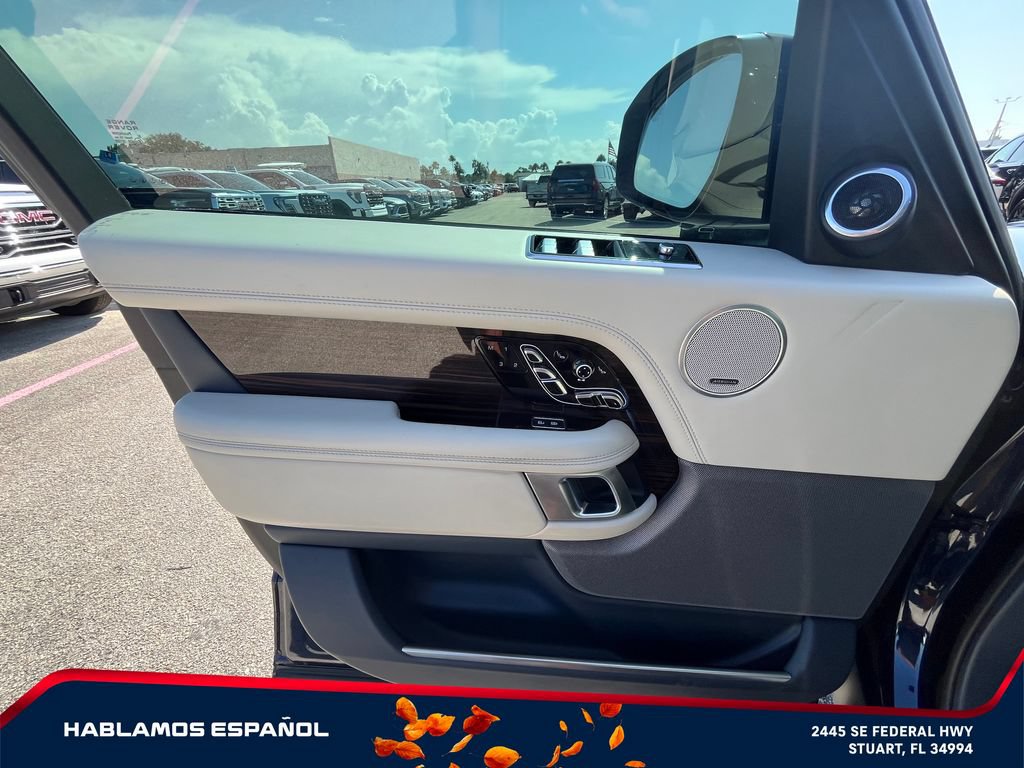 Used 2022 Land Rover Range Rover Autobiography AWD/4WD image 23