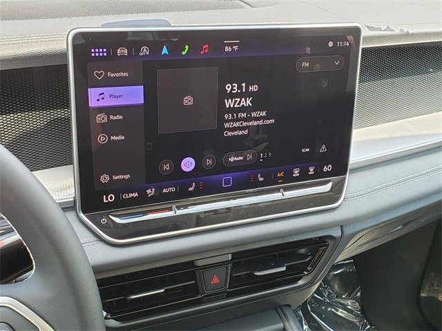 New 2025 Volkswagen Tiguan SE image 11