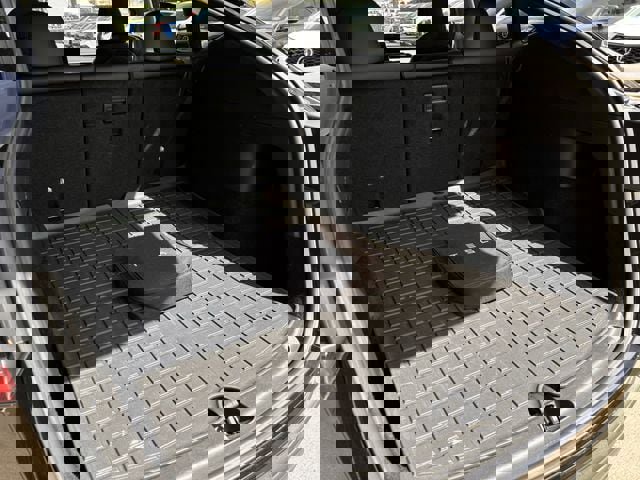 Used 2022 Tesla Model Y Performance image 32