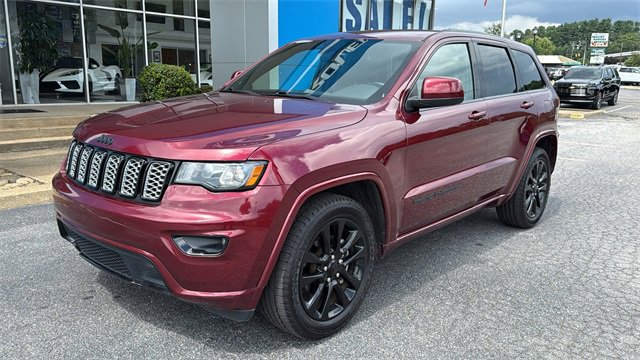Used 2018 Jeep Grand Cherokee Altitude