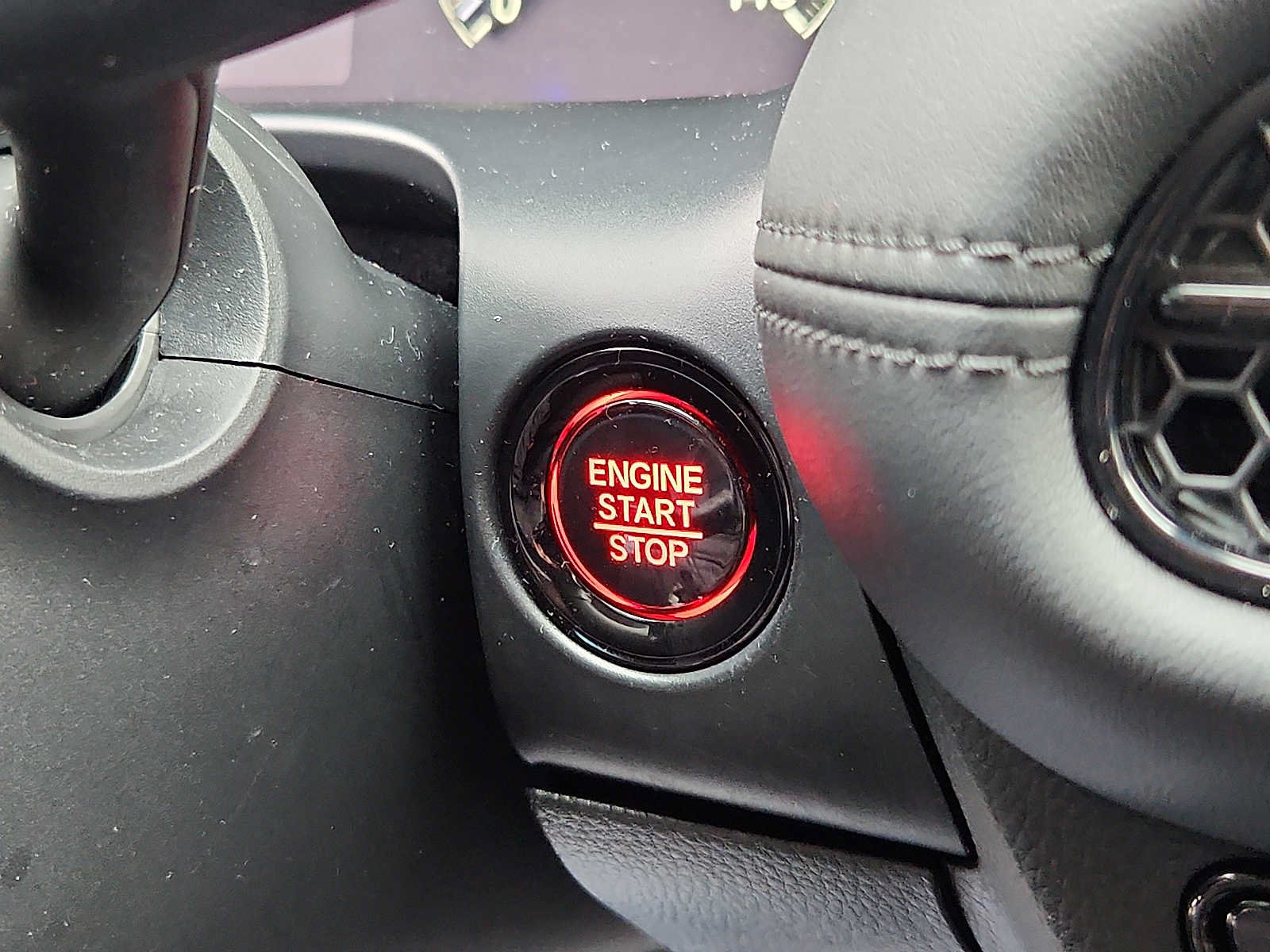 Certified 2024 Honda HR-V LX image 23