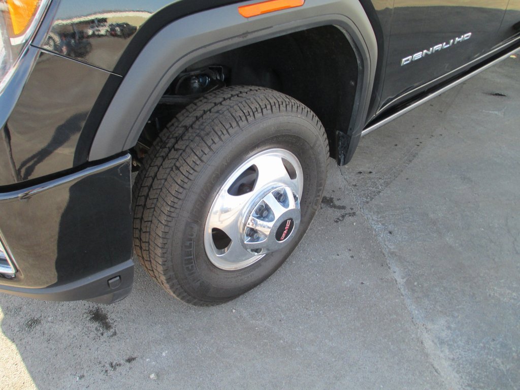 Certified 2023 GMC Sierra 3500 Denali w/ Denali Ultimate Package image 13