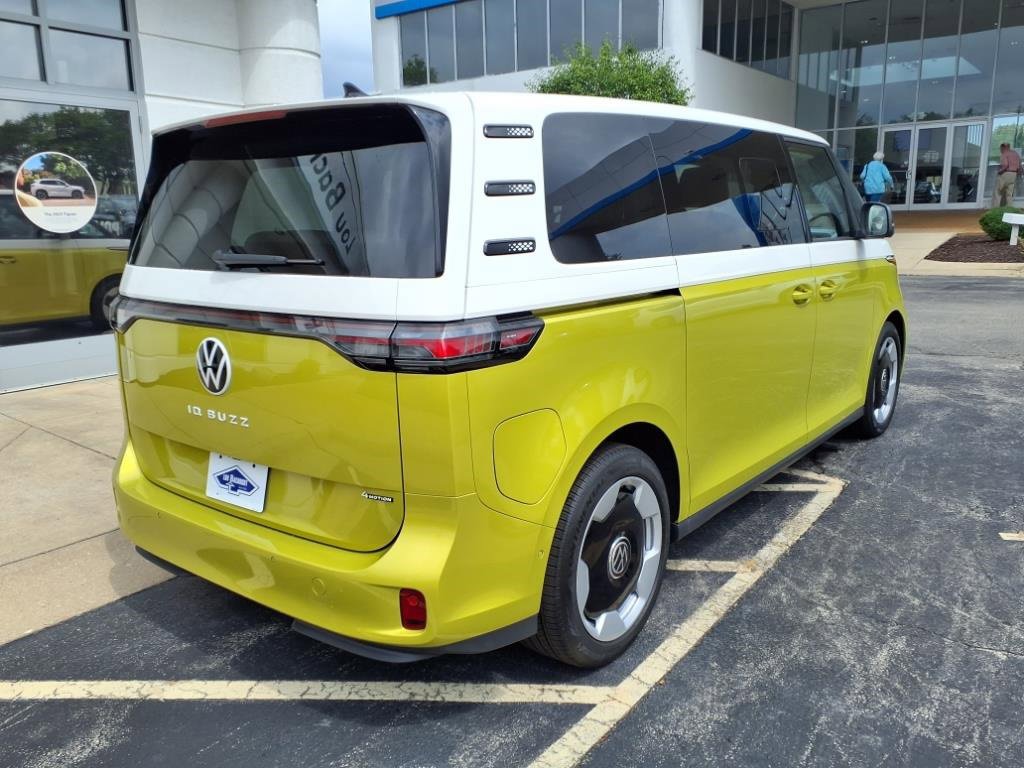 New 2025 Volkswagen ID. Buzz Pro S Plus image 7