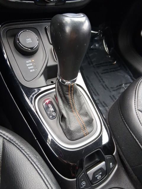 Used 2021 Jeep Compass Limited image 31