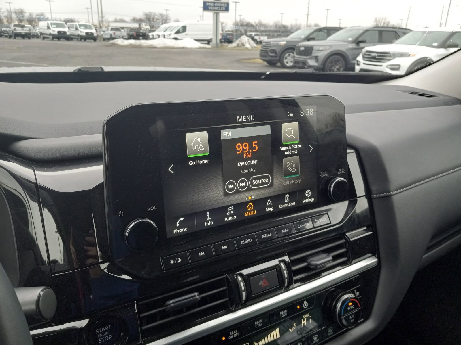 Used 2025 Nissan Pathfinder SL AWD/4WD image 21