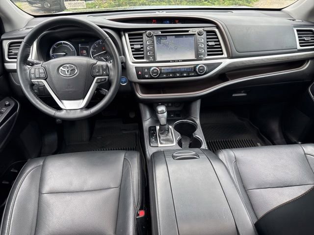 Used 2017 Toyota Highlander Limited Platinum w/ Protection Package #3 AWD/4WD image 4