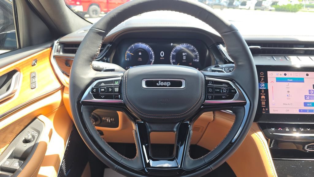 New 2026 Jeep Grand Cherokee L Summit w/ Obsidian Package AWD/4WD image 30
