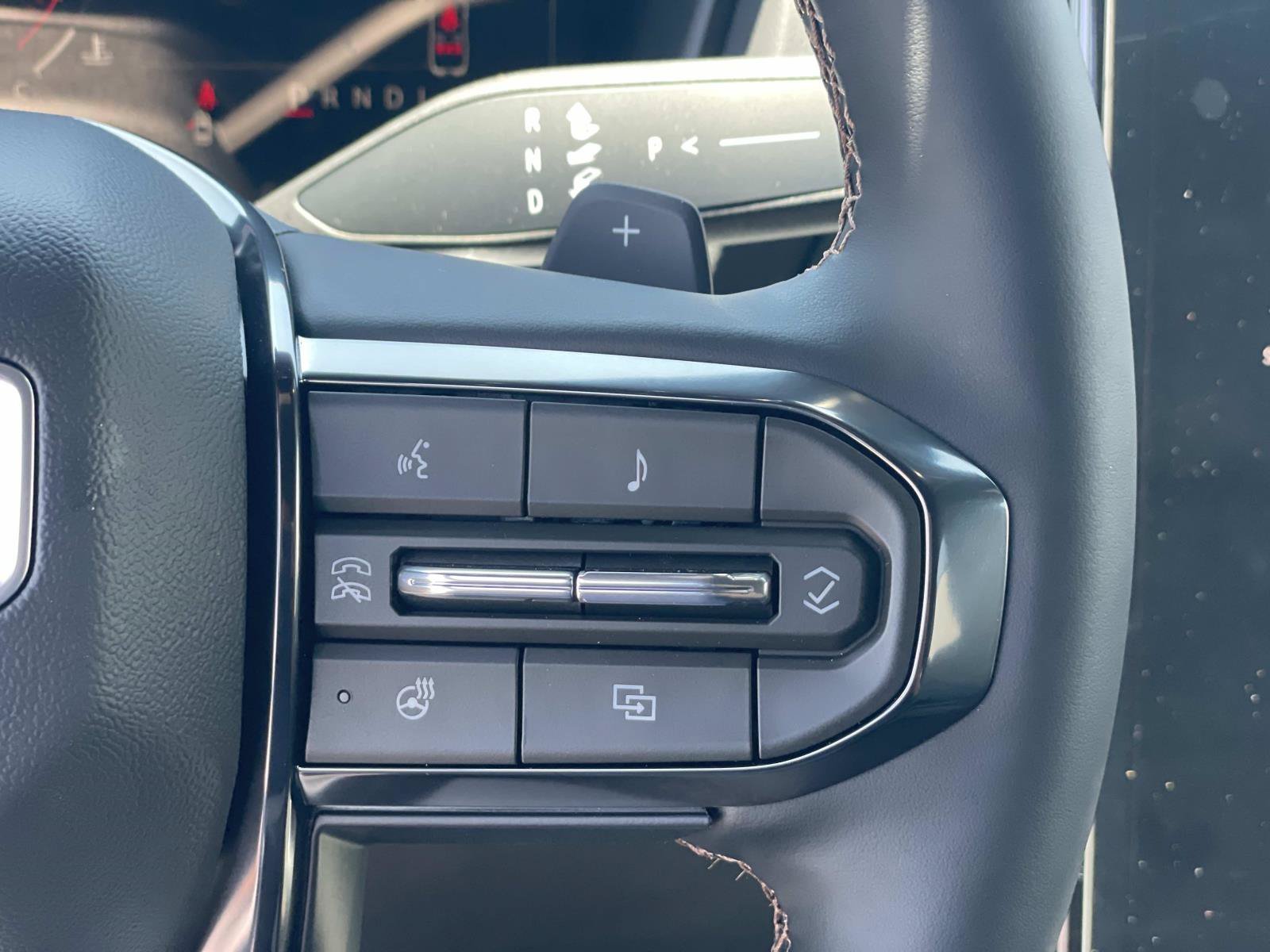 New 2026 GMC Terrain AT4 AWD/4WD image 12