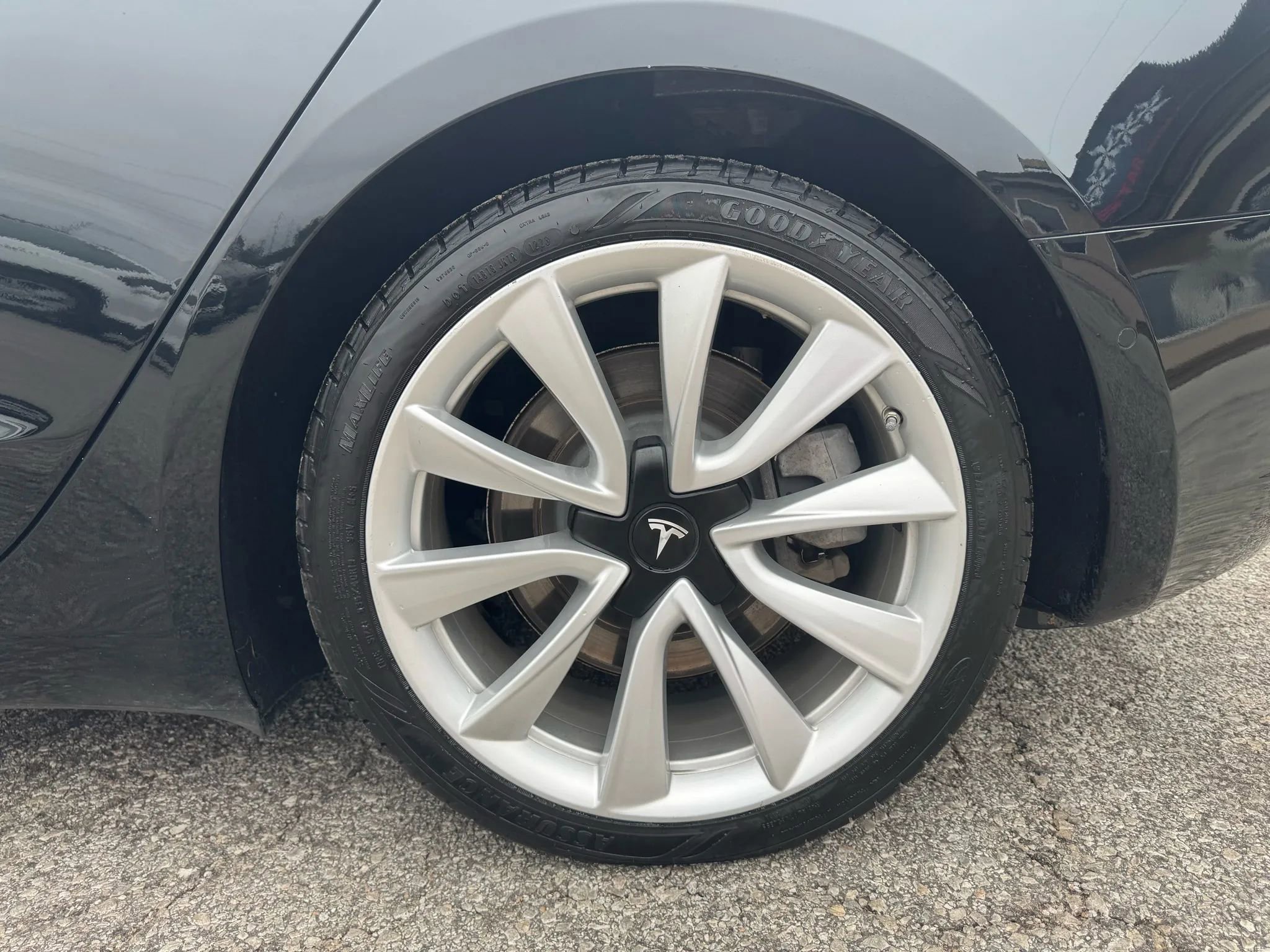 Used 2019 Tesla Model 3 Long Range image 25