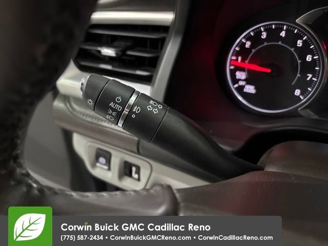 Used 2017 GMC Acadia SLT FWD image 31