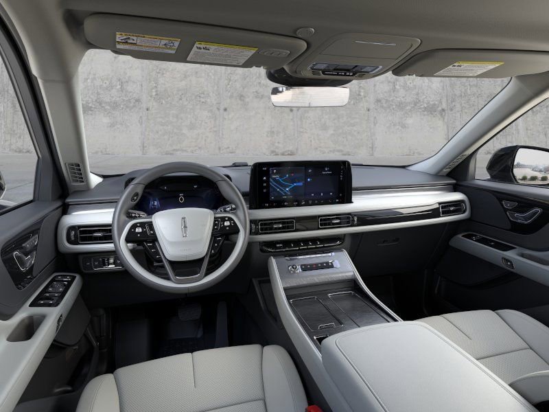 New 2026 Lincoln Aviator AWD image 9