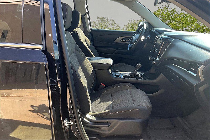 Used 2020 Chevrolet Traverse LS AWD/4WD image 29