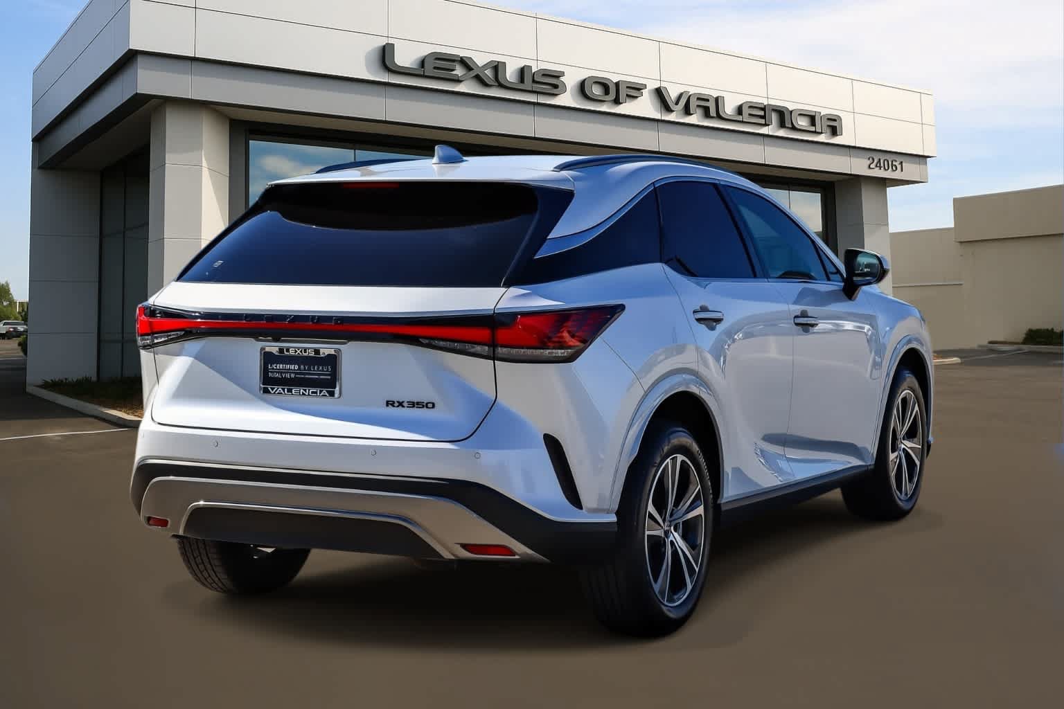 Certified 2025 Lexus RX 350 Premium w/ Accessory Package (Z1) FWD image 4