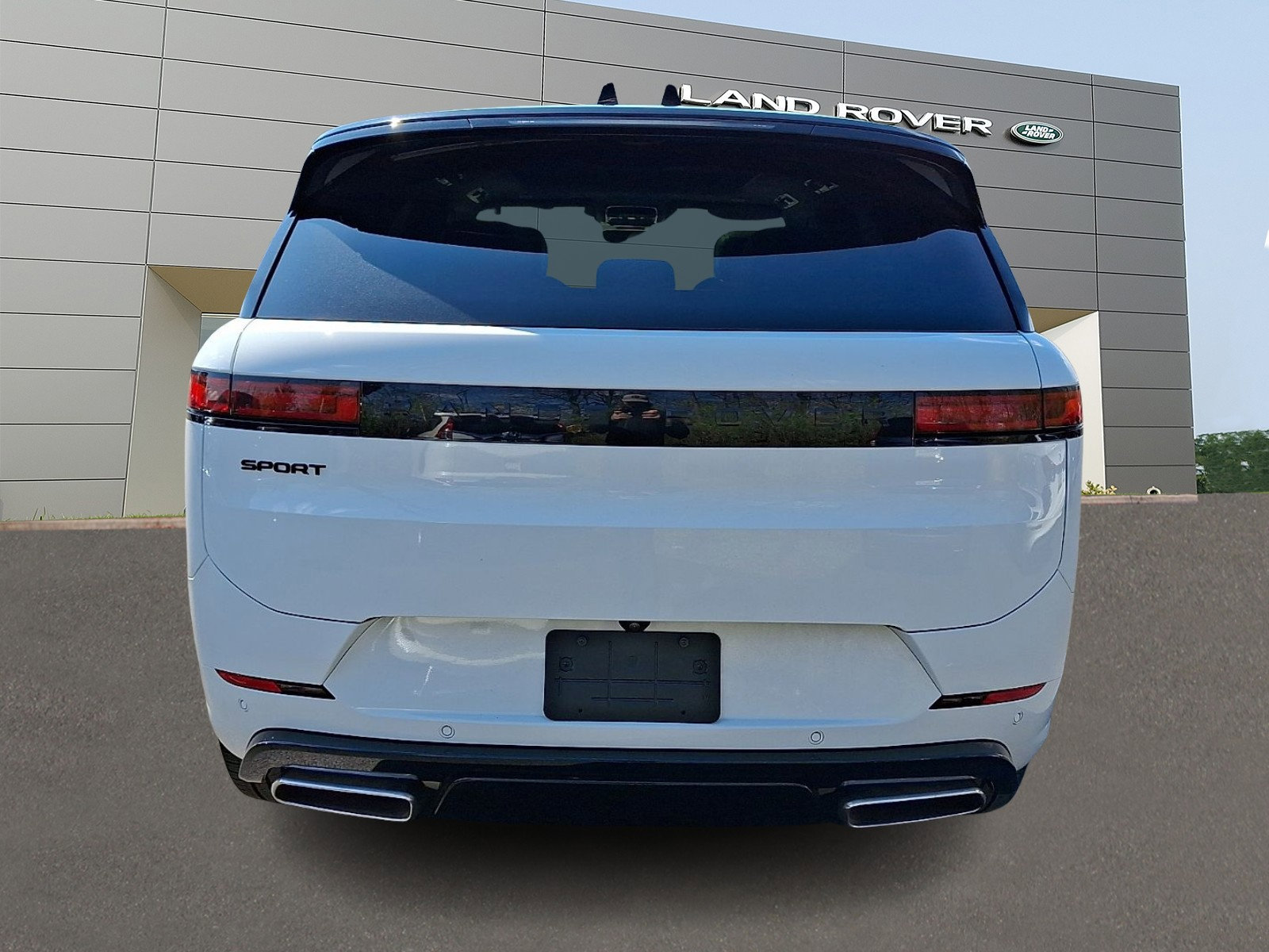 Used 2025 Land Rover Range Rover Sport Dynamic SE image 7