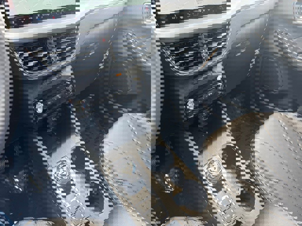 New 2025 Ford Escape SE w/ PHEV Premium Package image 33