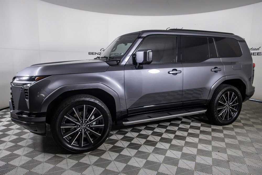 Used 2024 Lexus GX 550 550 Luxury w/ Cold Area Package image 11