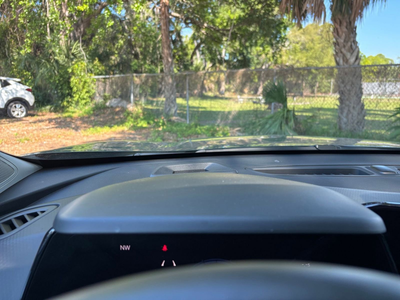 Used 2025 Chevrolet Trax LT w/ LT Convenience Package image 36