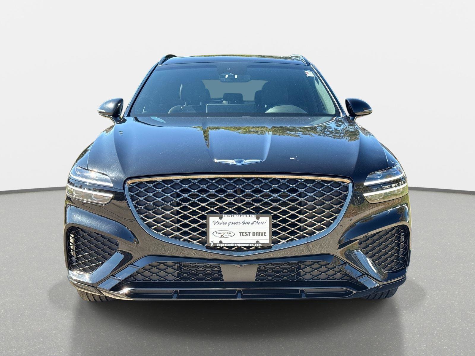 Used 2024 Genesis GV70 3.5T Sport image 2