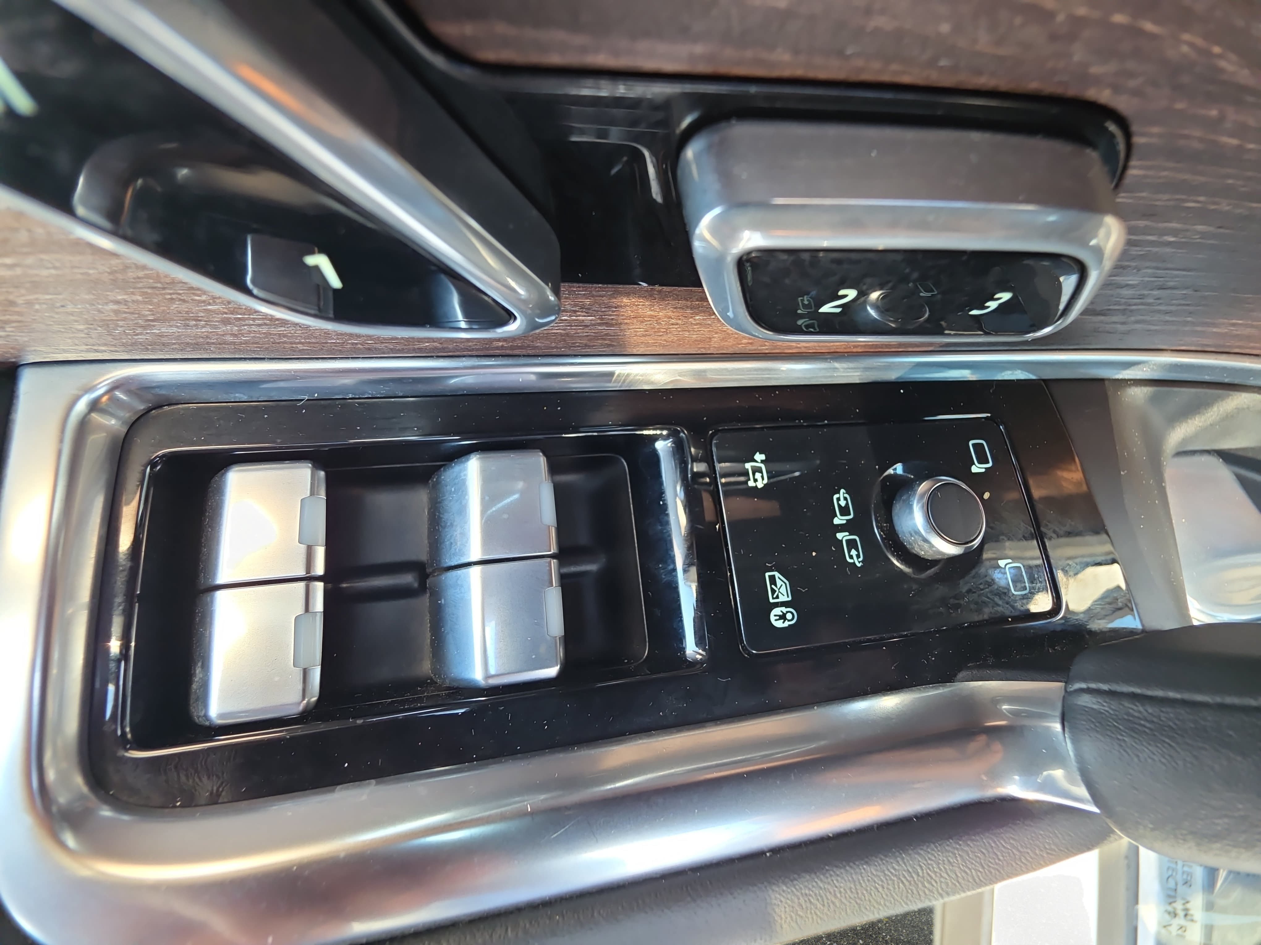 Used 2023 Land Rover Range Rover SE AWD/4WD image 29